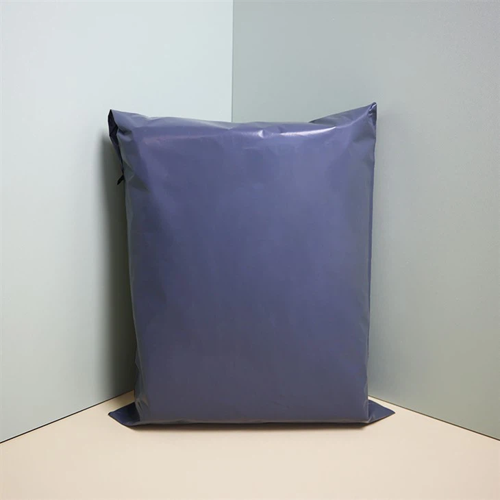 E-commerce transportation express packaging bag